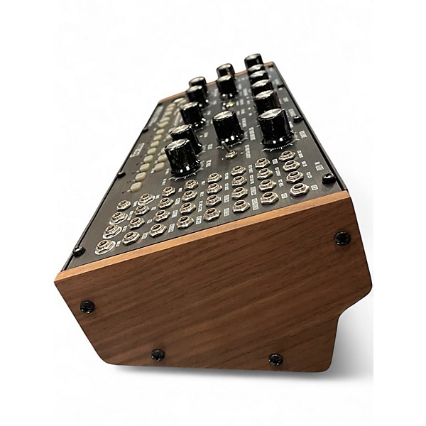 Used Moog Mother-32 Synthesizer | Guitar Center