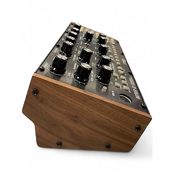 Used Moog Mother-32 Synthesizer | Guitar Center
