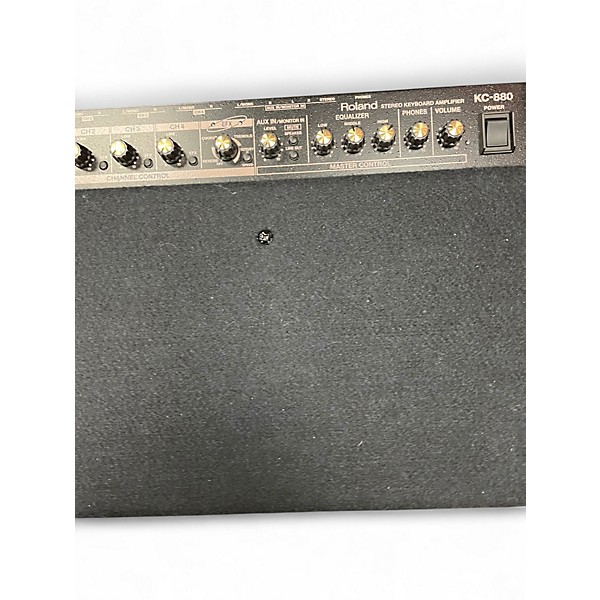 Used Roland KC 880 Keyboard Amp