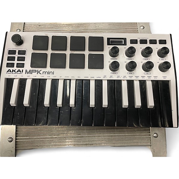 Used Akai Professional MPK Mini MIDI Controller | Guitar Center