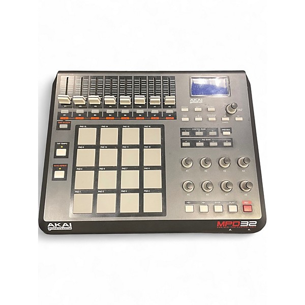 Akai Professional MIDIパッドコントローラ MPD32 Akai Professional MPD32 USB/MIDI Pad Control Surface Ships