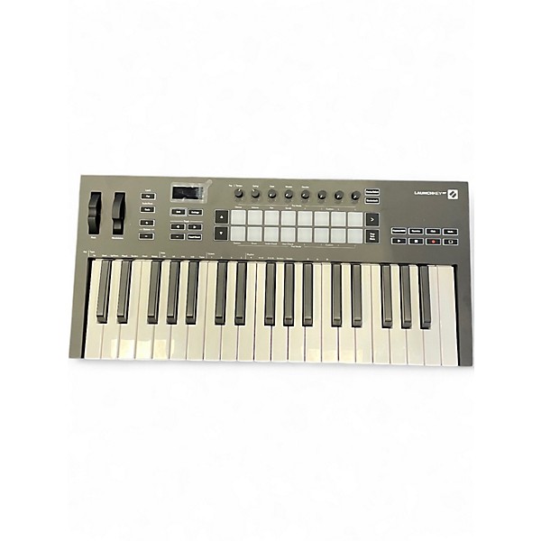 Used Novation LAUNCHKEY 37