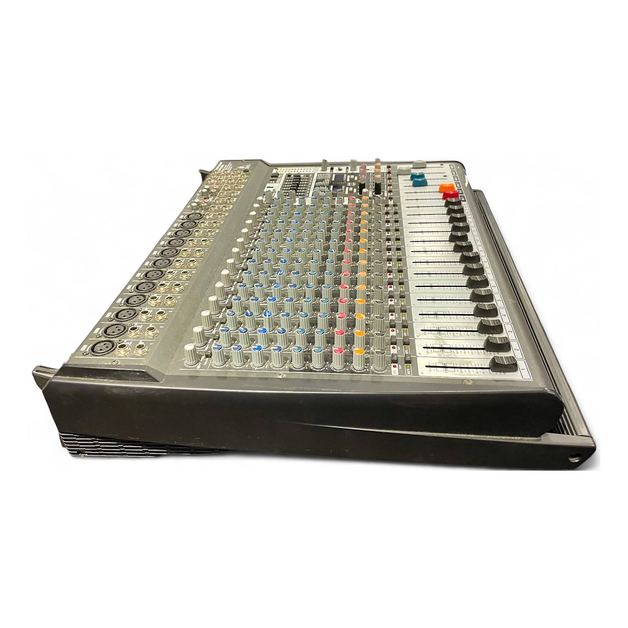 Used Behringer Europower PMP5000 Powered Mixer | Guitar Center