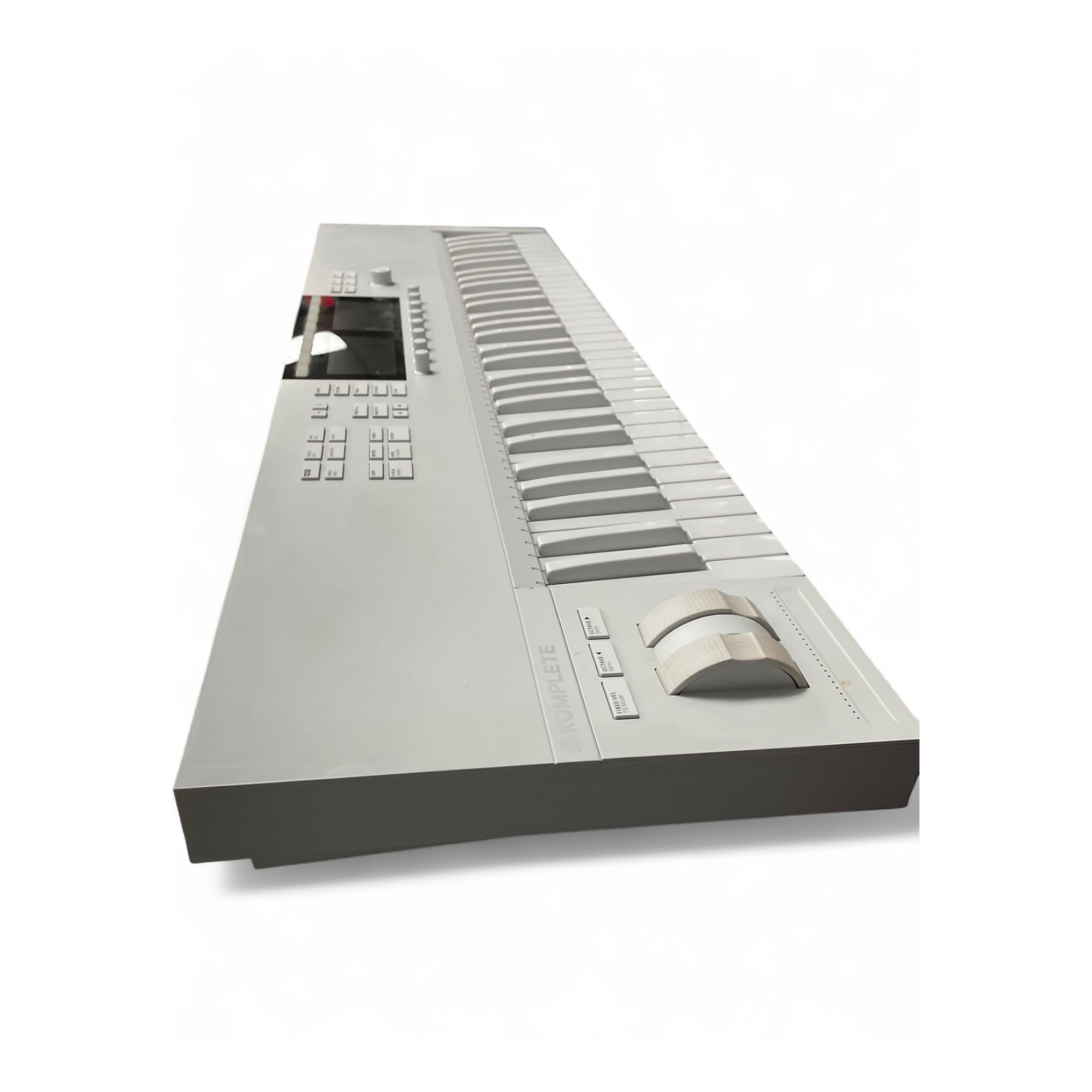 Used Native Instruments Komplete Kontrol S61 MK2 MIDI