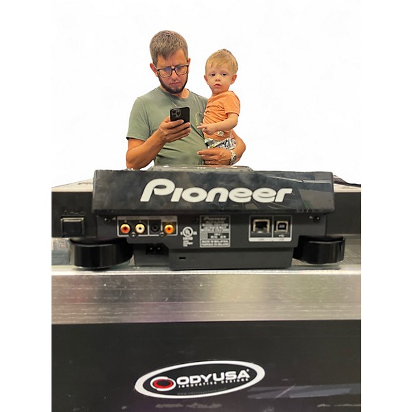 Used Pioneer DJ CDJ2000 DJ Player