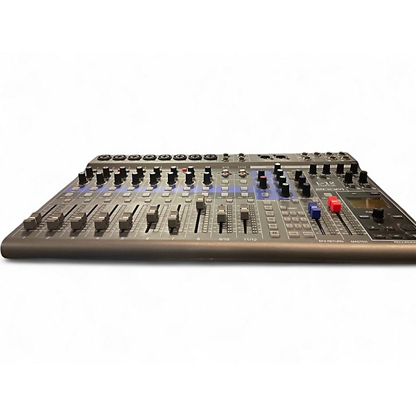 Used 2024 Zoom l-12 Mixer