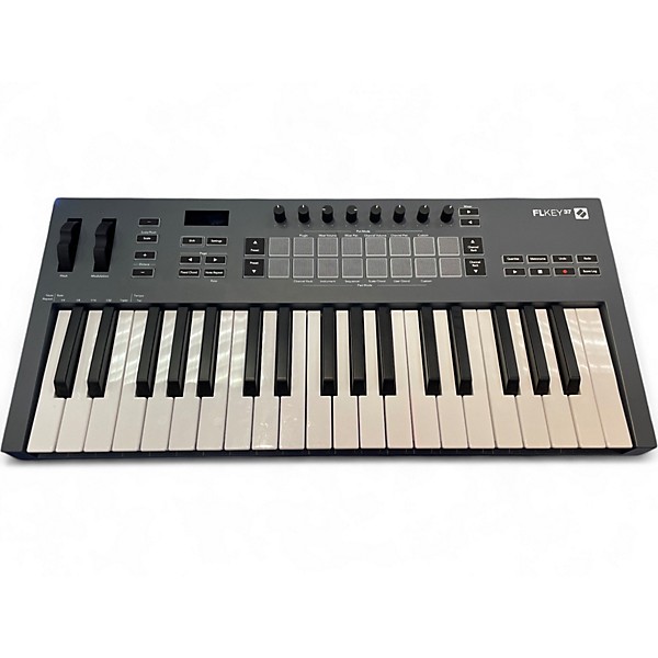 FLKey 37 Novation MIDIキーボード Novation FLkey 37 MIDI Keyboard for FL Studio | Guitar Center