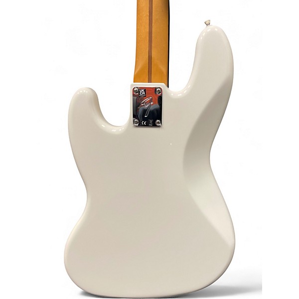 Used 2024 Fender PLAYER II JAZZ BASS Alpine White Electric Bass Guitar