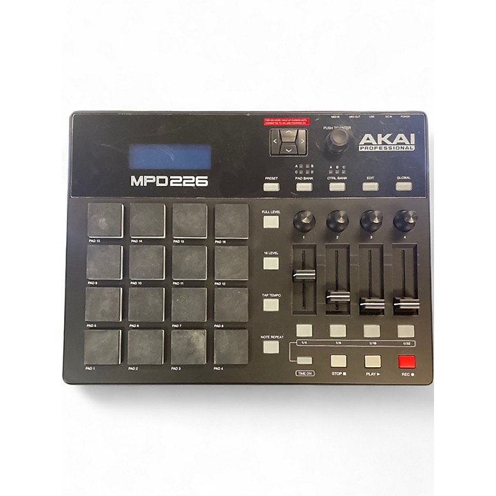 【おまけ付き】AKAI MPD226 Amazon.co.jp: Akai Professional USB MIDIコントローラー 16