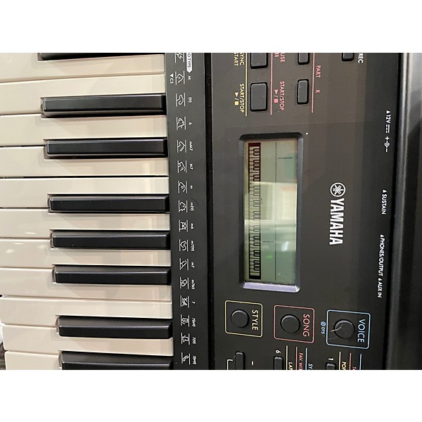 Used Yamaha PSRE273 Portable Keyboard