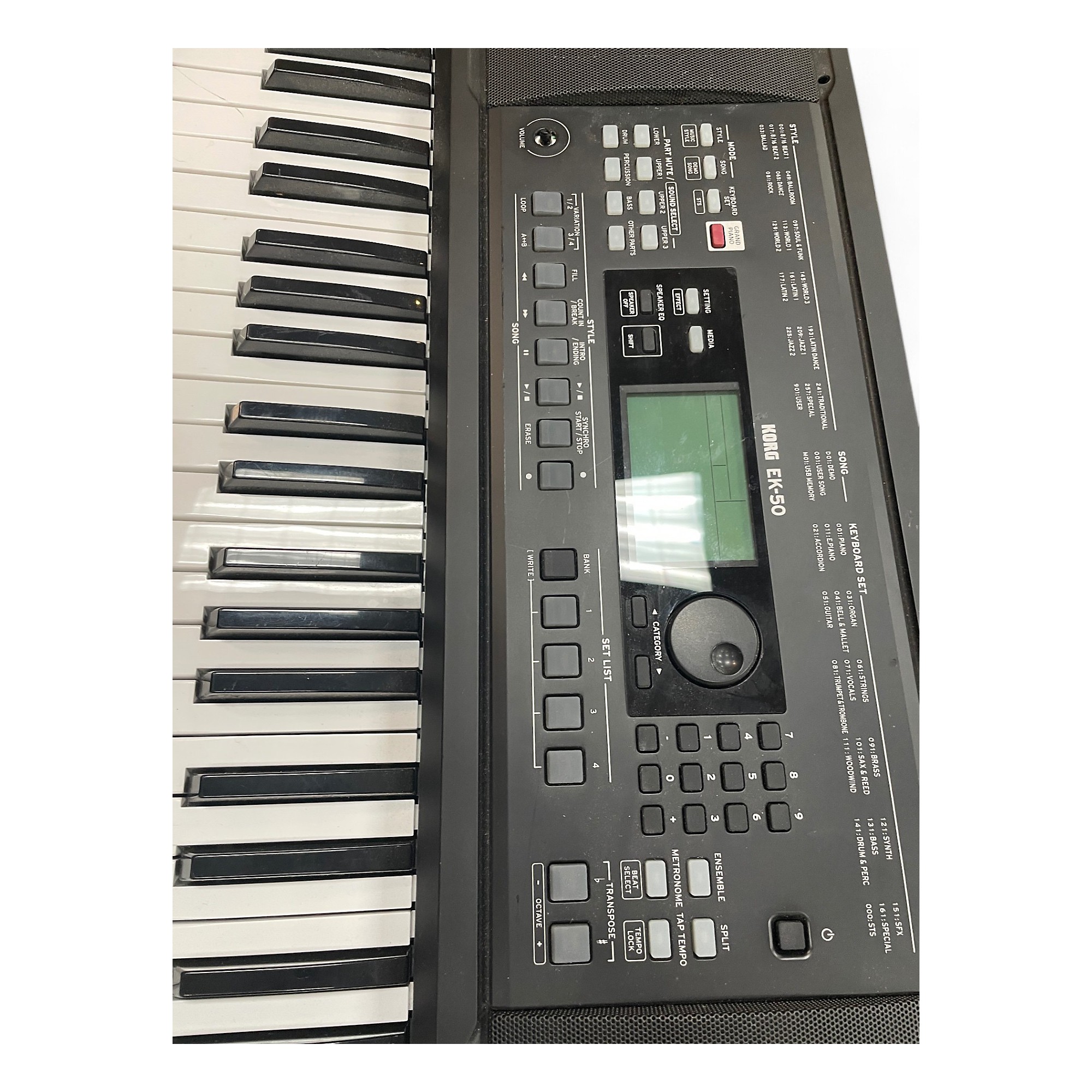 [中古] KORG EK-50 電子ピアノ Korg EK50 Entertainer Keyboard with Speakers for sale online
