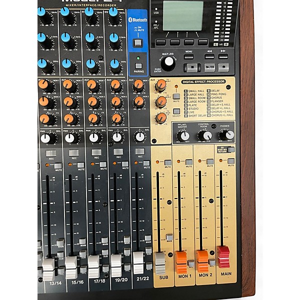 Used TASCAM MODEL 24 MULTITRACK LIVE RECORDING CONSOLE Unpowered Mixer