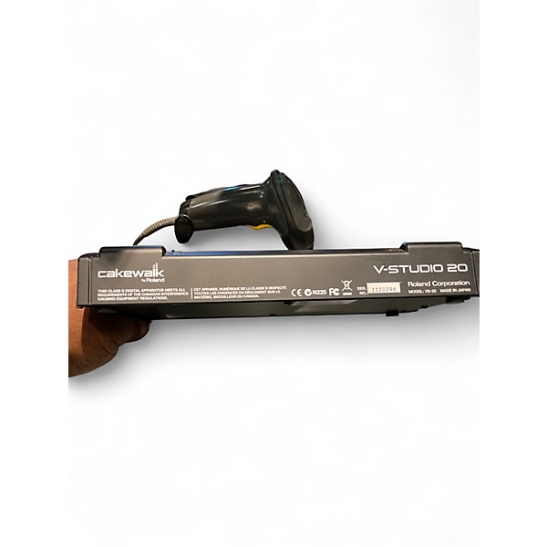 Used Roland v-studio 20 Audio Interface