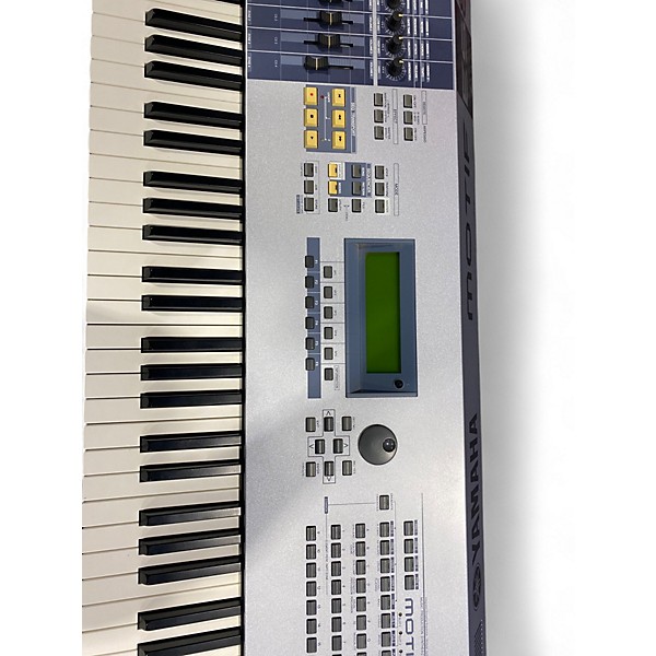 Used Yamaha Motif ES8 88 Key Keyboard Workstation