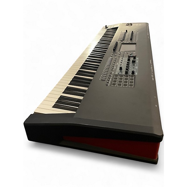 Used Roland Fantom 8 Keyboard Workstation