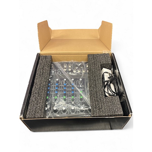 Used Harbinger LV8 Unpowered Mixer