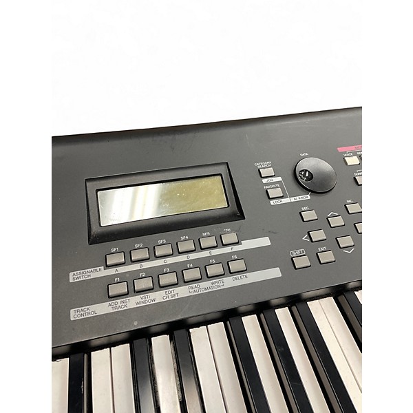 Used Yamaha MOXF8 88 Key Keyboard Workstation