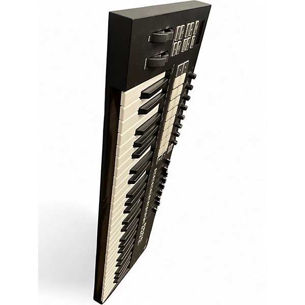 Used Novation LAUNCHKEY 49