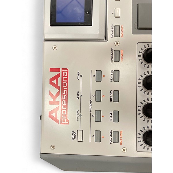 MPC Renaissance AKAI サンプラー MPC Renaissance | Akai Pro