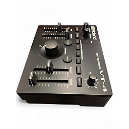 Used Roland VT-4 Vocal Processor