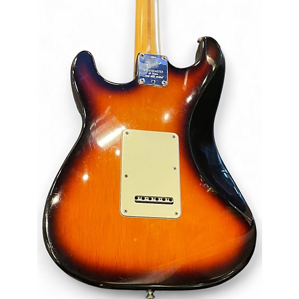 Vintage 1994 Fender American Standard Stratocaster 3 Color Sunburst Solid Body Electric Guitar