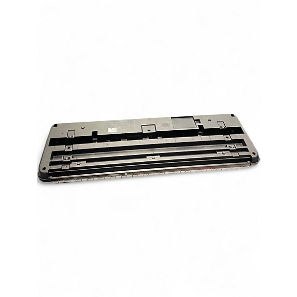 Used Yamaha YPT260 Portable Keyboard