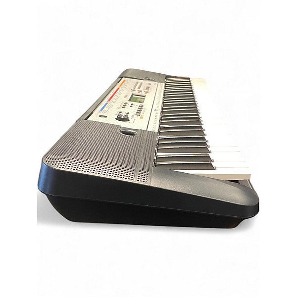 Used Yamaha YPT260 Portable Keyboard