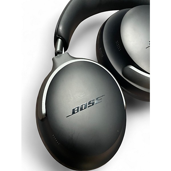 Used Bose quietcomfort ultra Headphones