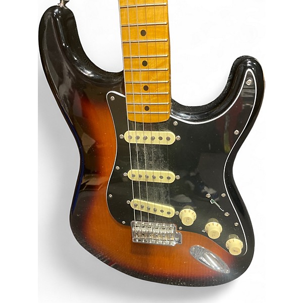Used Fender Vintera II 70s Stratocaster 3 Tone Sunburst Solid Body Electric Guitar
