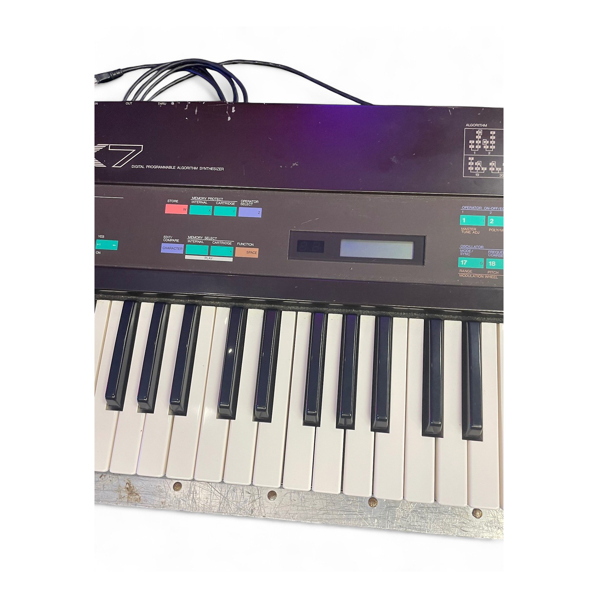 値引きok　YAMAHA DX 7 ジャンク Vintage 1980s Yamaha dx7 with hard case Synthesizer | Guitar