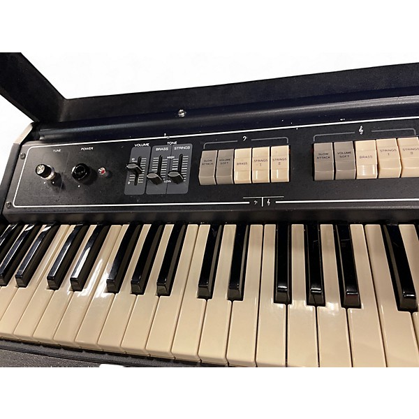 Used Roland Vintage Roland Strings RS202 Synthesizer
