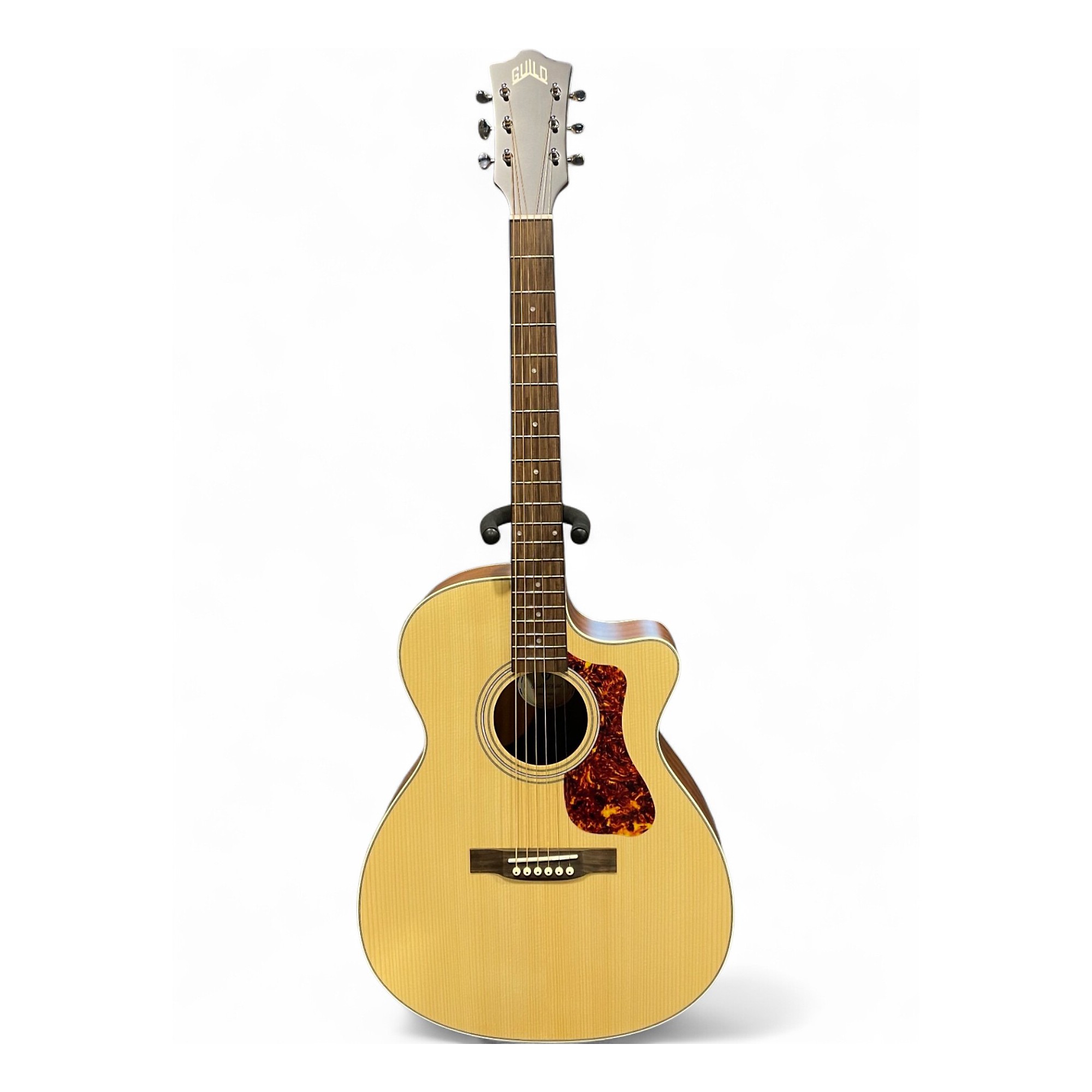 Used Guild OM-240CE Natural Acoustic Electric Guitar Natural