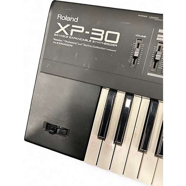 Used Roland XP-30 Synthesizer Synthesizer