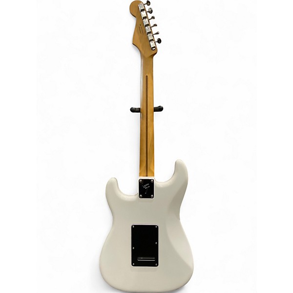Used 2020s Fender Stratocaster STRATOCASTER Polar White Solid Body Electric Guitar