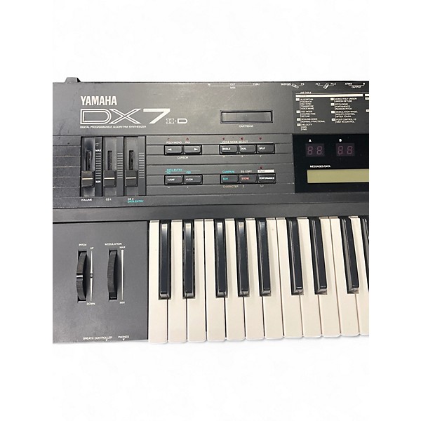 Used Yamaha DX7 Synthesizer