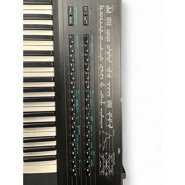 Used Yamaha DX7 Synthesizer