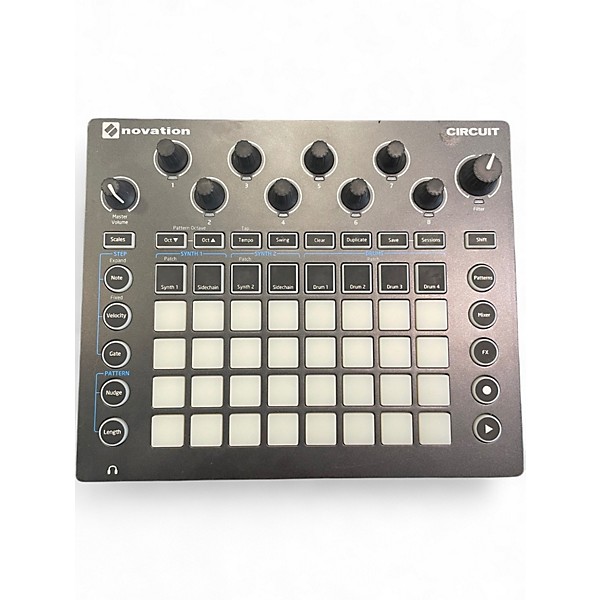Novation Circuit （無印） Novation Circuit Tracks Groovebox with Synths, Drums and