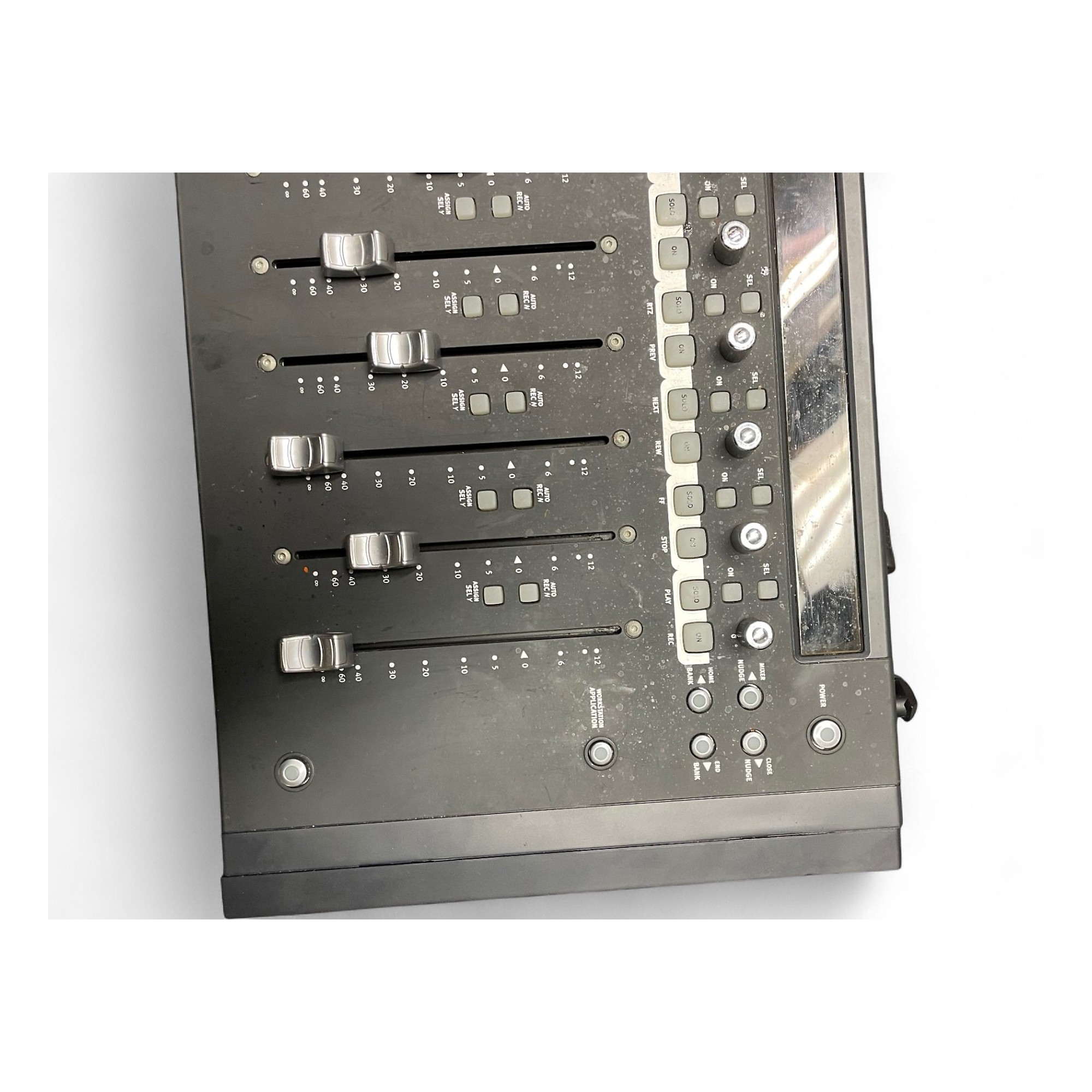 Used Avid Artist Mix Control Surface | Guitar Center