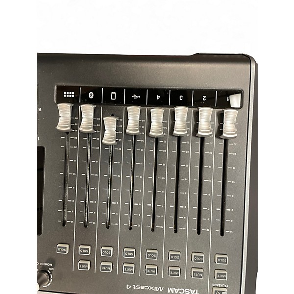 【中古、箱無し】TASCAM Mixcast 4 コントローラー 中古、箱無し】TASCAM Mixcast 4 コントローラー - メルカリ