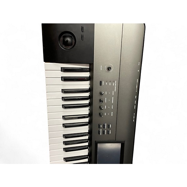 Used KORG Krome EX 61 Key Keyboard Workstation | Guitar Center