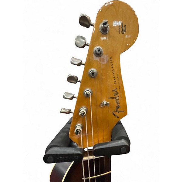 Used 2023 Fender Vintera II '60s Stratocaster Lake Placid Blue Solid Body Electric Guitar