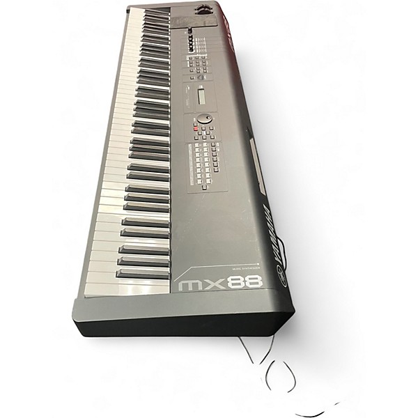 Used Yamaha MX88BK Synthesizer