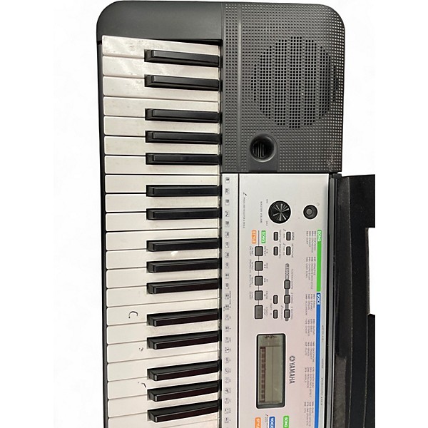 Used Yamaha YPT225 61 KEY Keyboard Workstation