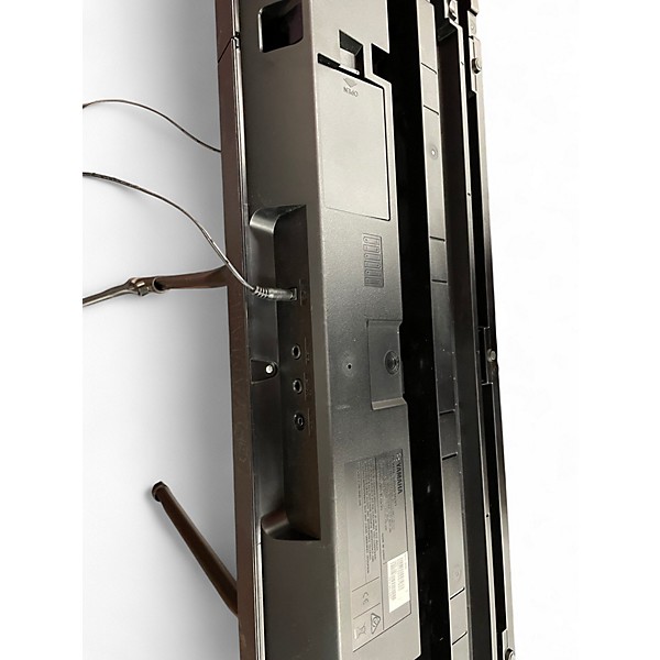 Used Yamaha YPT225 61 KEY Keyboard Workstation