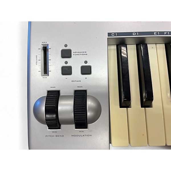 Used M-Audio Keystation 61ES MIDI Controller | Guitar Center