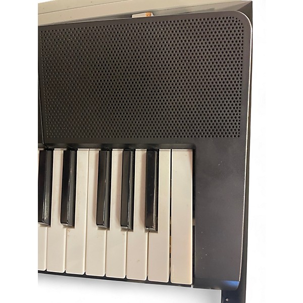 Used Casio LK-170 Portable Keyboard