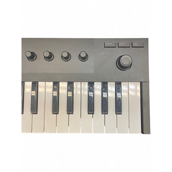 KOMPLETE KONTROL M32 MIDIコントローラー Komplete Kontrol M32 Compact Keyboard Controller — DJ TechTools