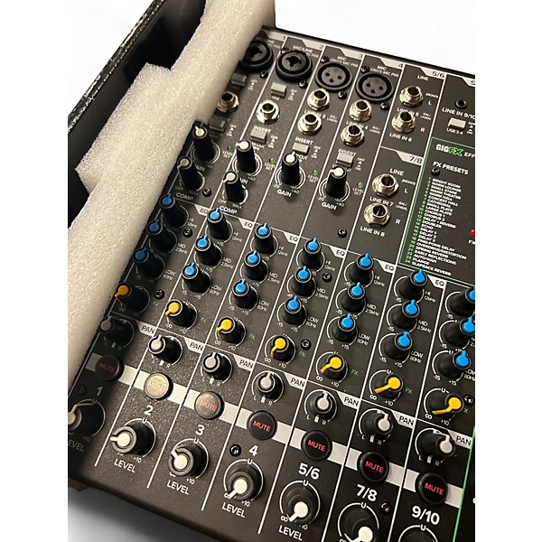 Used Mackie PROFX10 v3 Powered Mixer