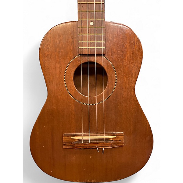 Used Miscellaneous baritone ukulele Natural Ukulele