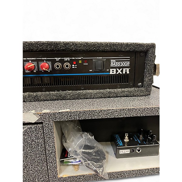 Used Fender BASS 300R Bass Amp Head